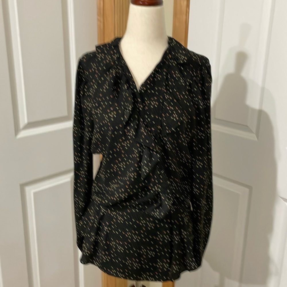 CABI 2021 Eros Blouse #4154 Heart Print Ruffles Long Sleeve. Size M
